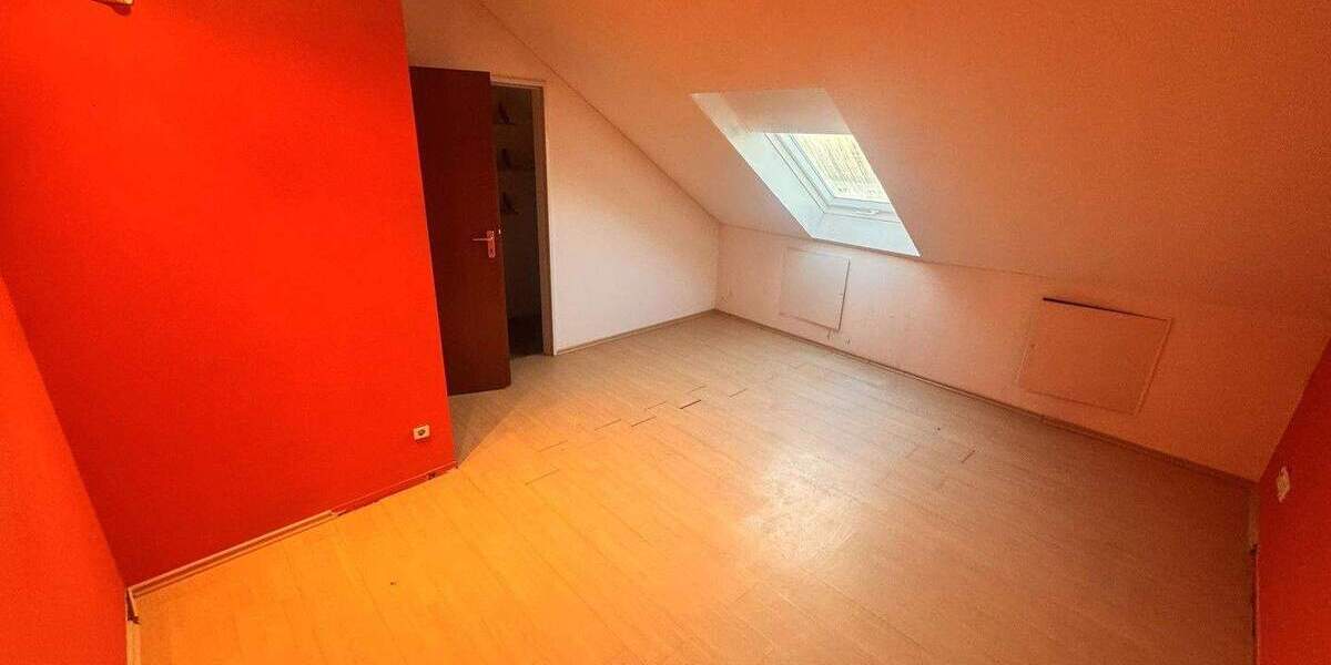 Reihenmittelhaus Düsseldorf Lichtenbroich - 5 Zimmer, 127 m&sup2;, 485.000&euro; | Angebot:24843651