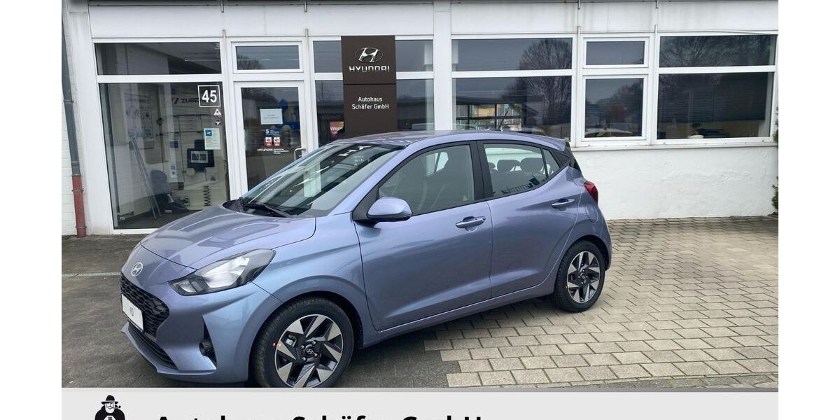Hyundai i10 2.415 km 17.158 € Leverkusen 51373