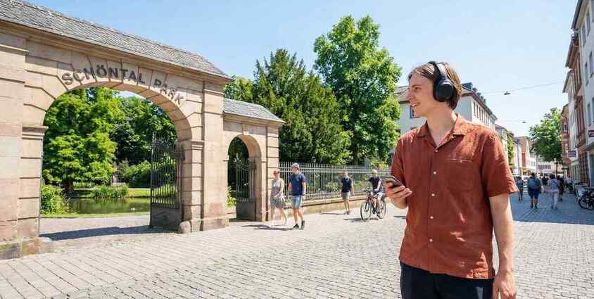 AudaTours Wuppertal Audio-Tour: Cronenberger Chroniken – Industrie, Glaube und Erbe 15.07.2026 Cronenberg Protestant Cemetery