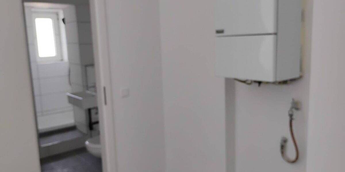 Etagenwohnung Düsseldorf Friedrichstadt - 2 Zimmer, 65 m&sup2;, 1.180&euro; | Angebot:26879414