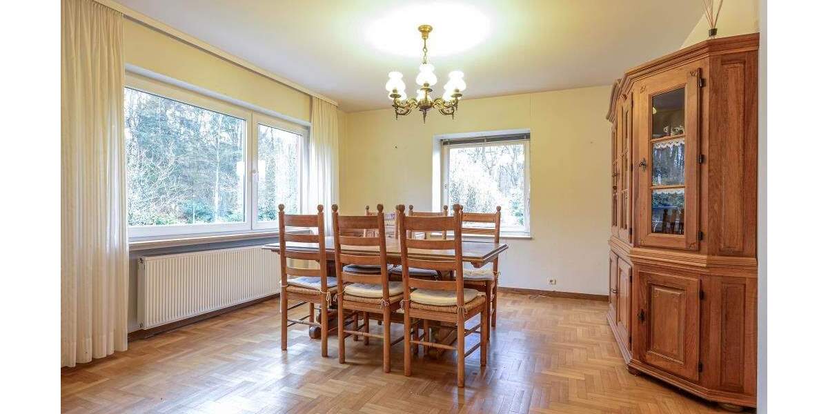 Mehrfamilienhaus, Wohnhaus Leverkusen Lützenkirchen - 6 Zimmer, 146 m&sup2;, 550.000&euro; | Angebot:23986761
