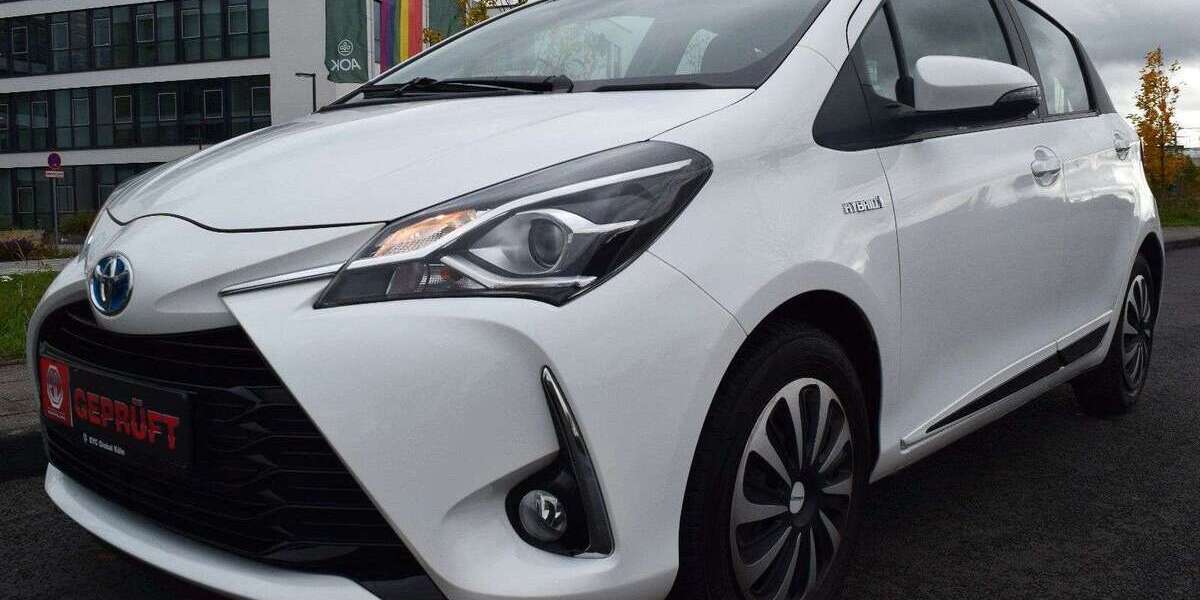 Toyota Yaris 27.000 km 14.999 &euro; Köln 51107