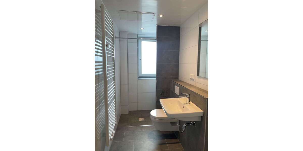 Etagenwohnung Leverkusen Bürrig - 2 Zimmer, 63 m&sup2;, 772&euro; | Angebot:22548304