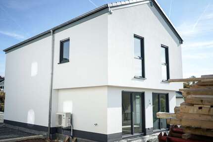 Haus Lindlar - 4 Zimmer, 132 m&sup2;, 625.000&euro; | Angebot:26501501