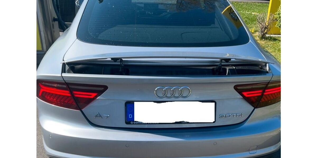 Audi A7 176.000 km 20.490 € Dusseldorf 40231