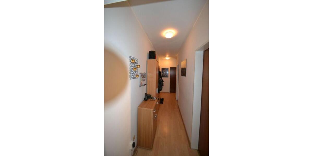 Dachgeschoßwohnung Hilden - 2 Zimmer, 65 m&sup2;, 590&euro; | Angebot:24831846