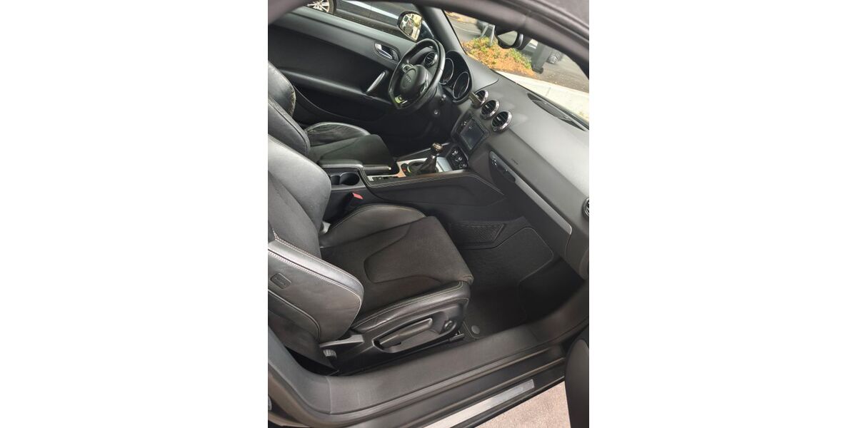 Audi TT 227.000 km 6.999 &euro; Leverkusen 51379