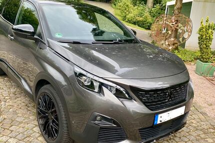 Peugeot 3008 93.000 km 16.300 &euro; Solingen 42651
