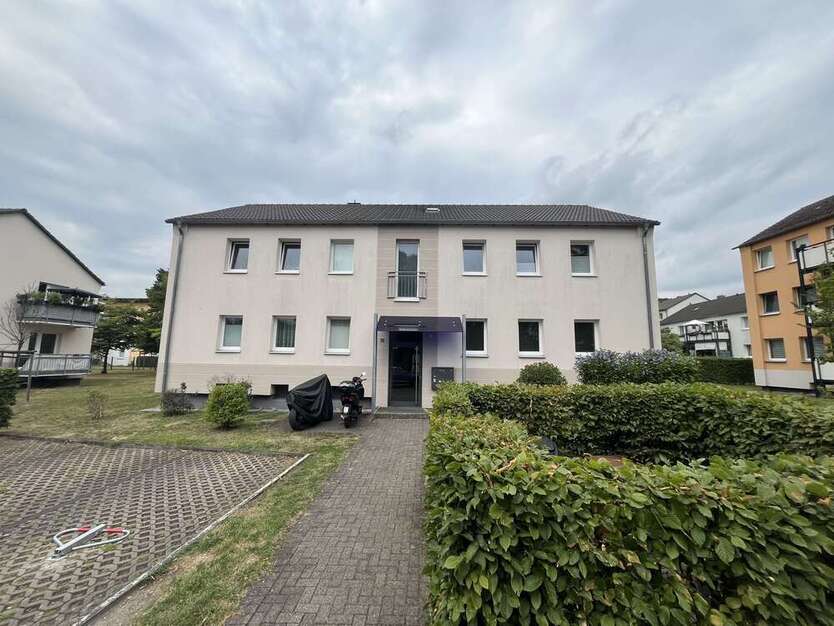 Wohnung zum Mieten in Bergisch Gladbach 459 € 55.31 m²
