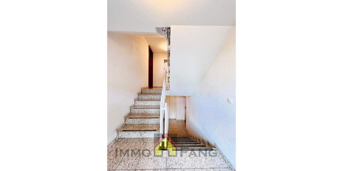 Etagenwohnung Düsseldorf Golzheim - 5 Zimmer, 105 m&sup2;, 550.000&euro; | Angebot:24810215