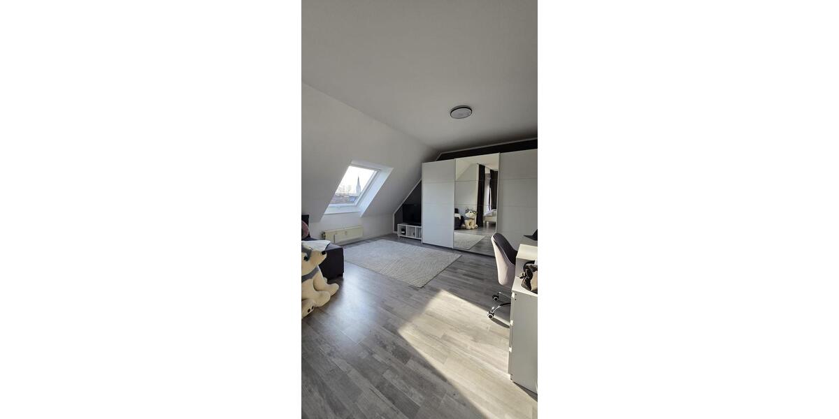 Dachgeschoßwohnung Solingen Ohligs - 2 Zimmer, 57 m&sup2;, 160.000&euro; | Angebot:26877057