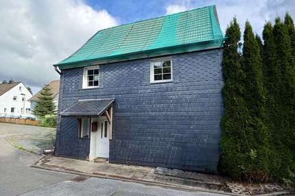 Haus Solingen Burg - 5 Zimmer, 163 m&sup2;, 230.000&euro; | Angebot:27501443