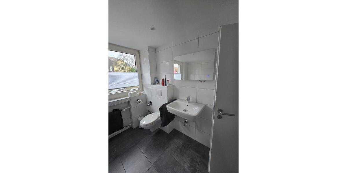 Etagenwohnung Hattingen - 2.5 Zimmer, 82 m&sup2;, 700&euro; | Angebot:24943774