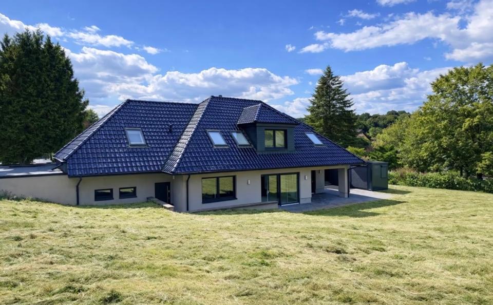 Villa Overath - 5 Zimmer, 218 m&sup2;, 1.200.000&euro; | Angebot:26493336