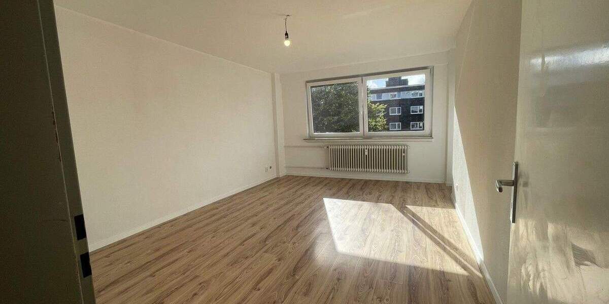 Etagenwohnung Wuppertal Barmen - 2 Zimmer, 64 m&sup2;, 560&euro; | Angebot:25870156