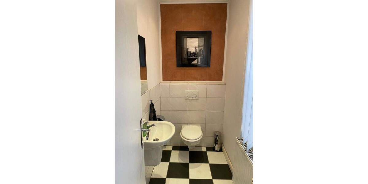 Gewerbeobjekt Neuss Furth-Mitte - 5 Zimmer, 91 m&sup2;, 1.950&euro; | Angebot:24607099