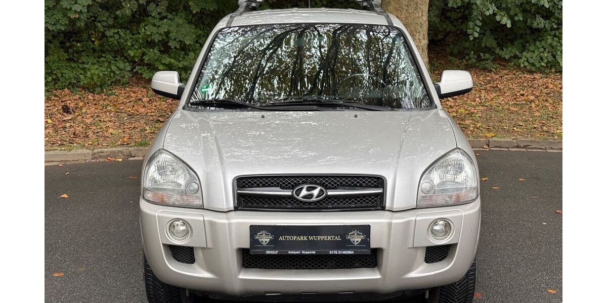 Hyundai TUCSON 184.000 km 5.999 &euro; Wuppertal 42283