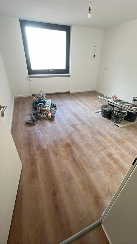 Attraktive Kapitalanlage: 97 m² Wohnung mit Balkon, Saniert!