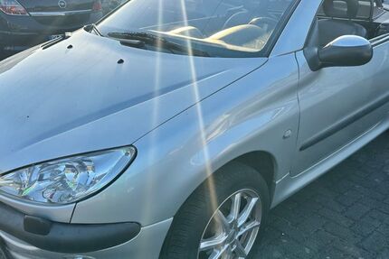 Peugeot 206 179.000 km 2.999 &euro; Köln 51145