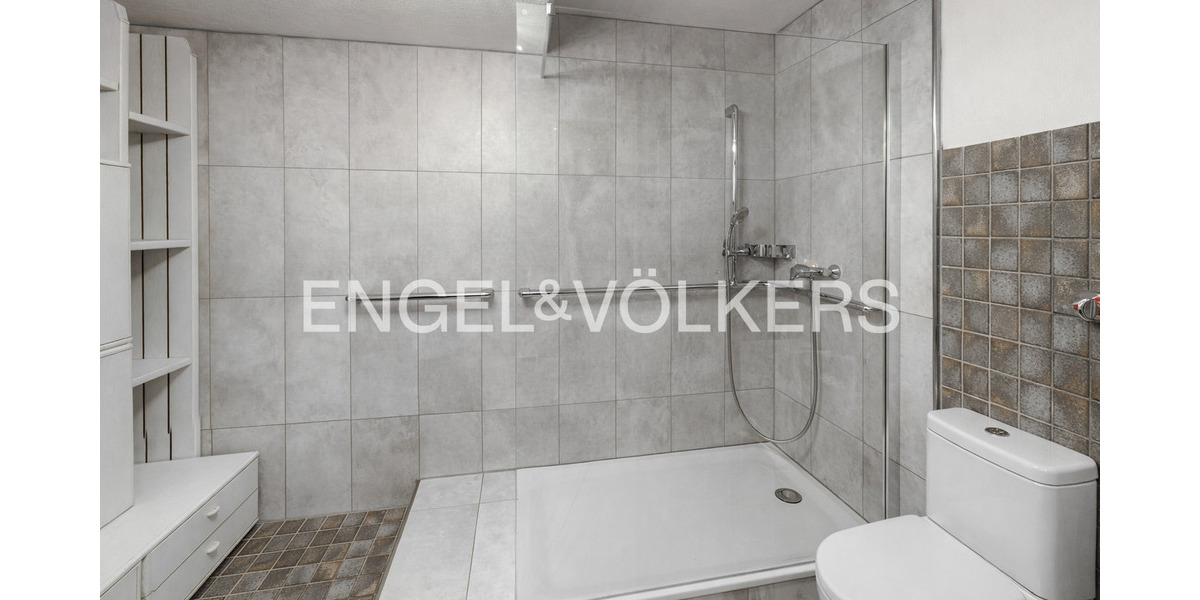 Doppelhaushälfte Hilden - 8 Zimmer, 292 m&sup2;, 995.000&euro; | Angebot:24498275