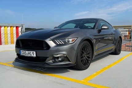 Ford Mustang 16.000 km 37.000 € Düsseldorf 40468