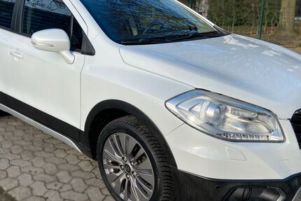 Suzuki (SX4) S-Cross 125.000 km 11.300 € Düsseldorf 40235