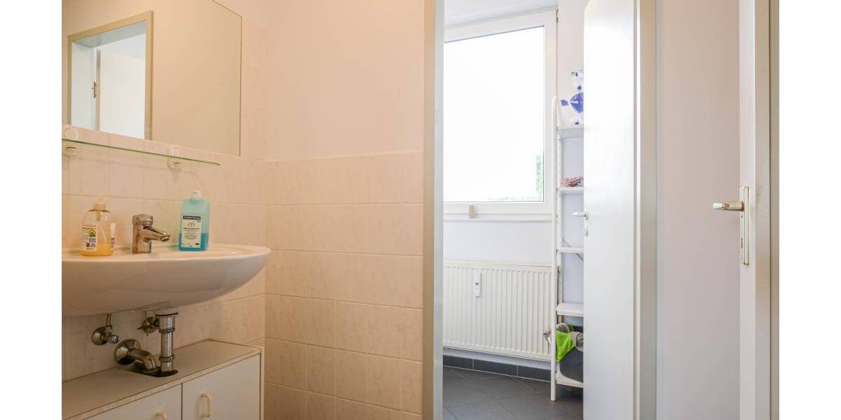Gewerbeobjekt Leverkusen Schlebusch - 4 Zimmer, 125 m&sup2;, 349.000&euro; | Angebot:24056759