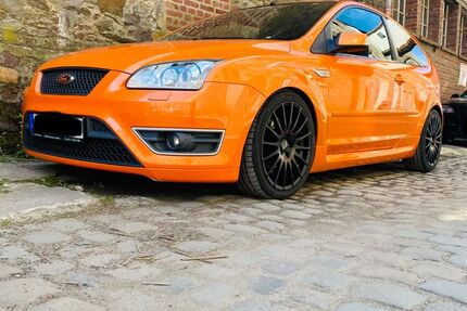 Ford Focus 258.000 km 4.750 &euro; Hückeswagen 42499