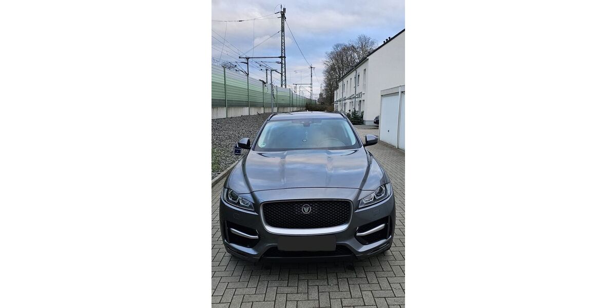 Jaguar F-Pace 140.000 km 17.400 &euro; Neuss 41464