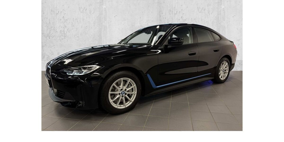 BMW i4 38.650 km 35.440 &euro; Solingen 42719