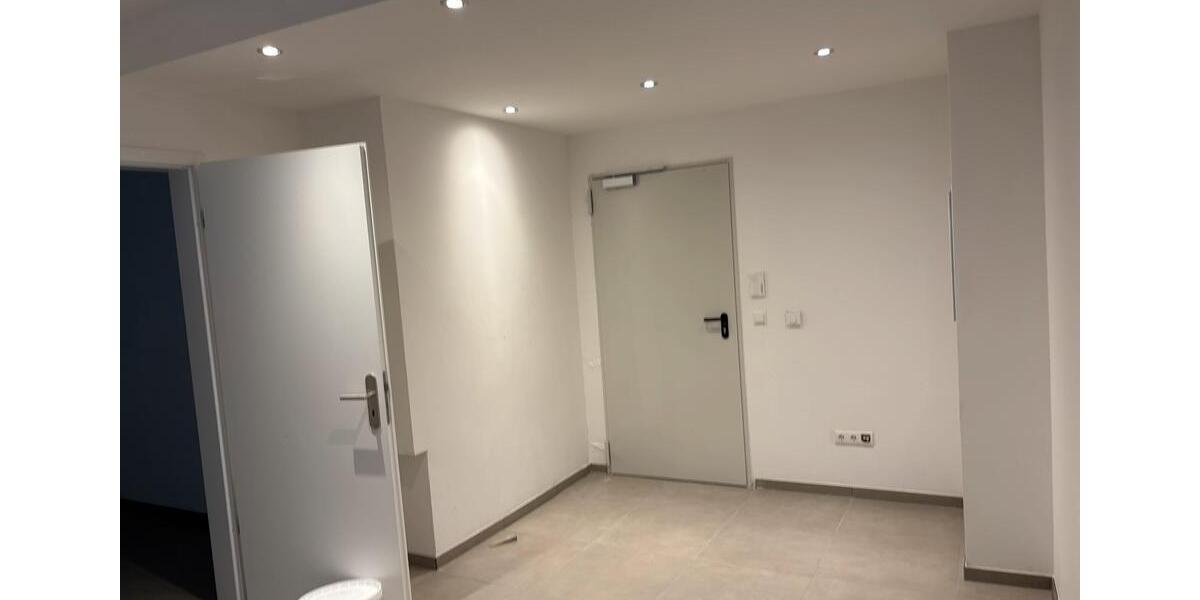 Etagenwohnung Köln Kalk - 1 Zimmer, 35 m&sup2;, 750&euro; | Angebot:26665436