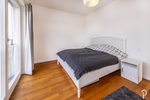 Wohnen in hochwertigem Ambiente mit internationalem Flair. Möblierte 2 Zimmer-Dachterrassen-Wohnung - Einfamilienhaus Düsseldorf Heerdt | Angebot:26645368