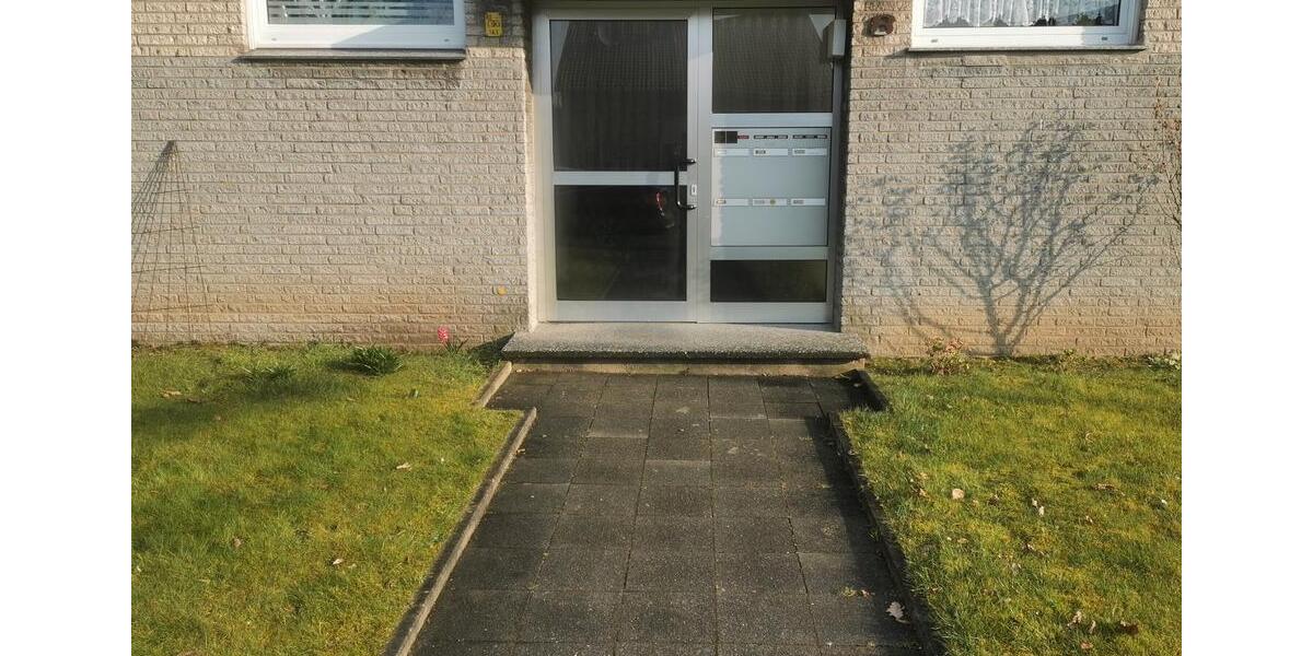 Etagenwohnung Neuss Erfttal - 3 Zimmer, 65 m&sup2;, 1.000&euro; | Angebot:27594080