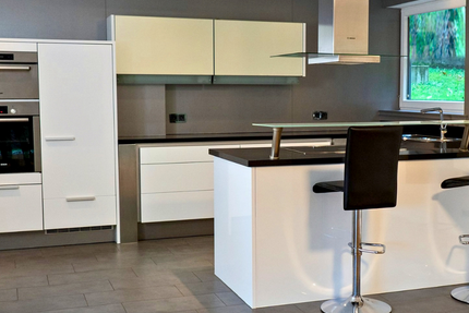 Wohnung Düsseldorf Ludenberg - 2 Zimmer, 118 m&sup2;, 1.600&euro; | Angebot:27685796