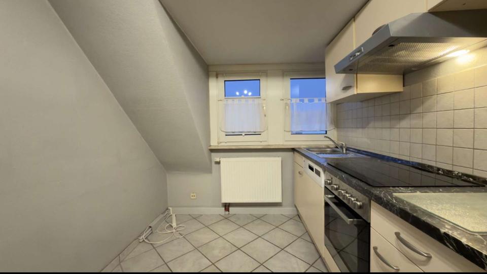 Dachgeschoßwohnung Schwelm - 3 Zimmer, 67 m&sup2;, 112.000&euro; | Angebot:24810239