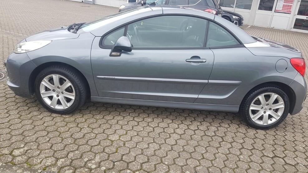 Peugeot 207cc Cabrio Coupe Sport 141.750 km 3.890 € Pulheim 50259