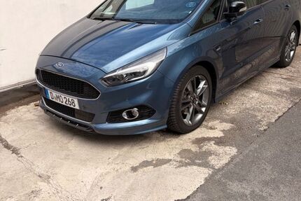 Ford S-Max 112.000 km 20.500 &euro; Düsseldorf 40215