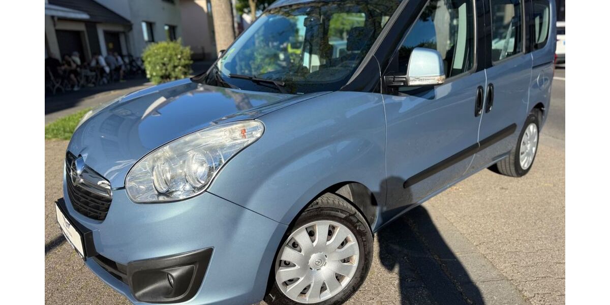 Opel Combo 129.000 km 7.790 &euro; Köln/Wahn 51147
