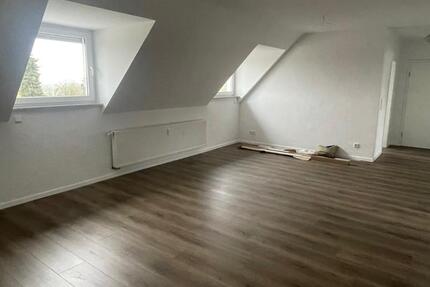 Wohnung Solingen Aufderhöhe - 2 Zimmer, 70 m&sup2;, 560&euro; | Angebot:25606599