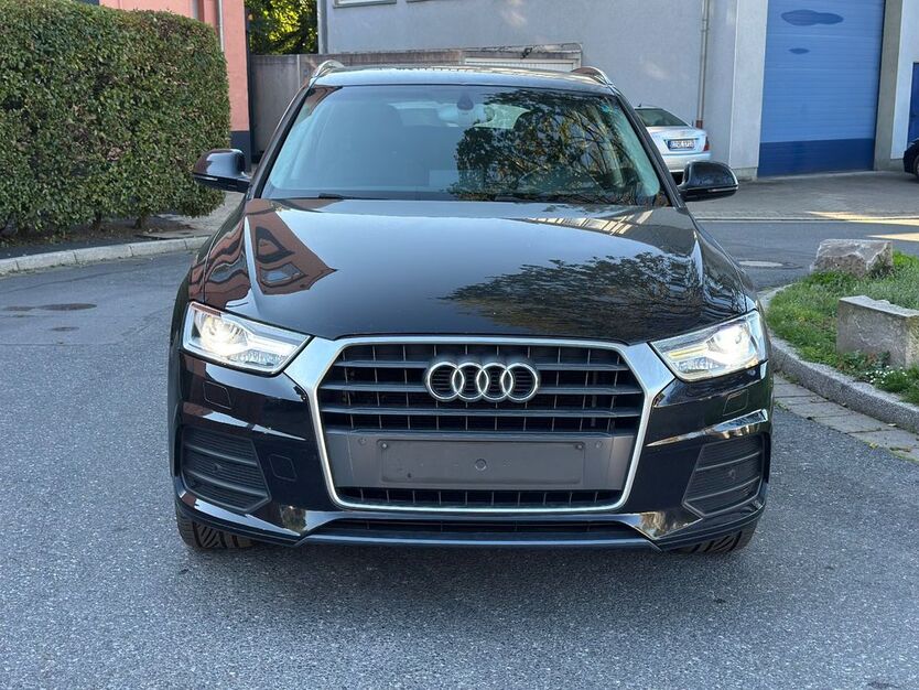 Audi Q3 256.772 km 12.899 € Essen 45276