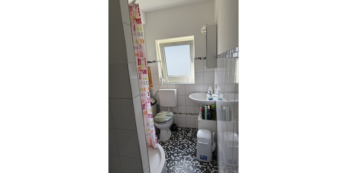 Ruhige 3 Zimmer Wohnung mit Balkon und Etagenheizung - Etagenwohnung Köln Mülheim Mülheim | Angebot:27671346