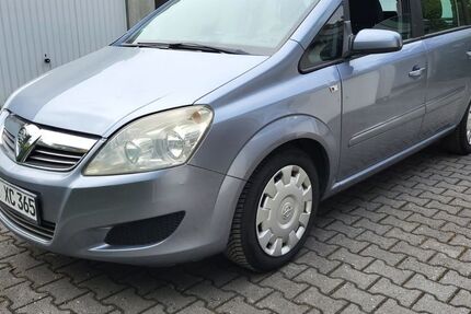 Opel Zafira 176.000 km 2.500 &euro; Solingen 42699