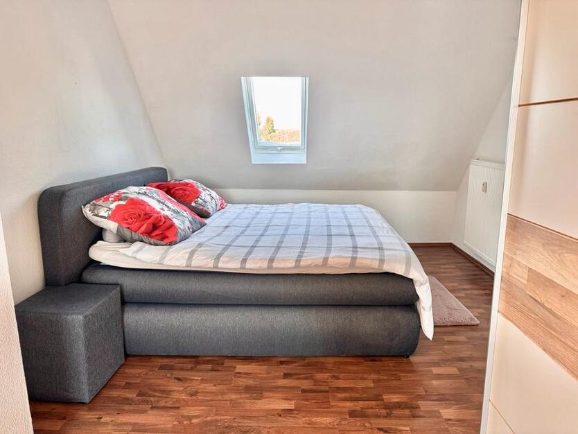 Lichtdurchflutete 3 Zimmer Dachgeschoßwohnung