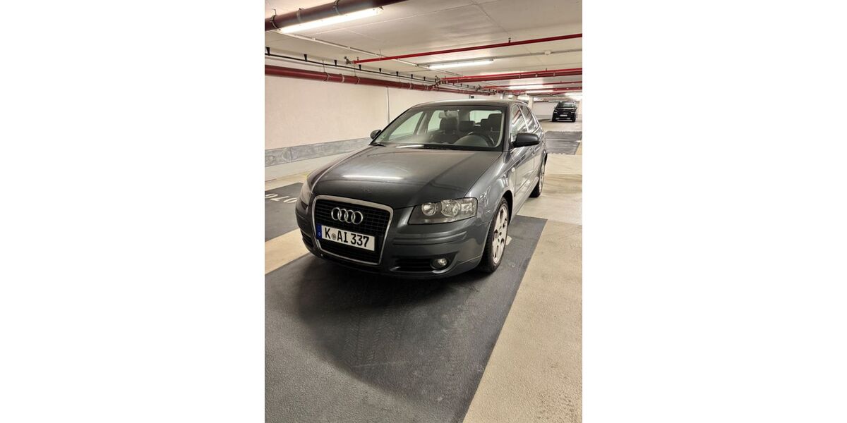 Audi A3 240.300 km 2.250 &euro; Köln 50674