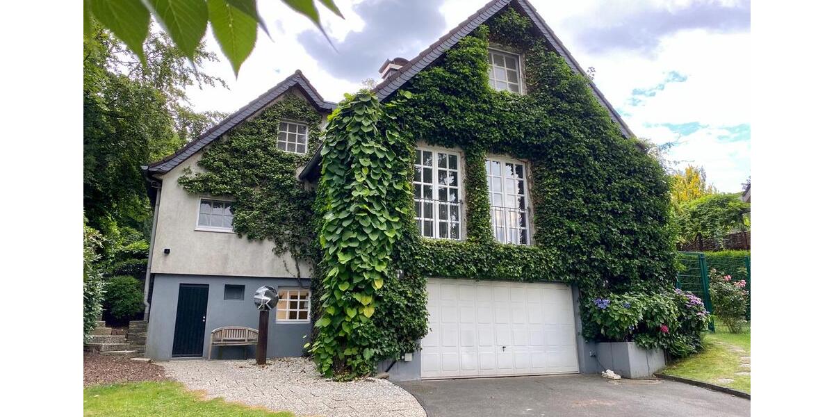 Einfamilienhaus Wuppertal Dönberg - 6 Zimmer, 190 m&sup2;, 2.550&euro; | Angebot:24433176