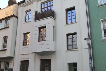 Wohnung Neuss - 1 Zimmer, 23 m&sup2;, 300&euro; | Angebot:27662359