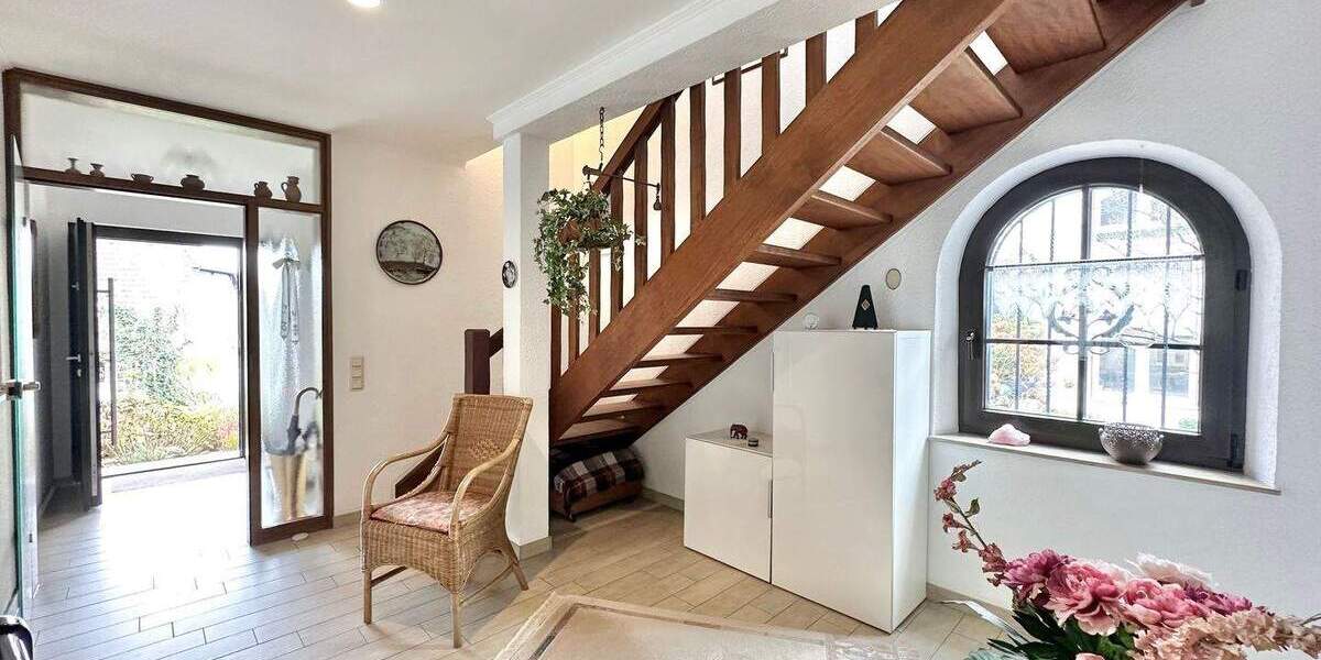 Doppelhaushälfte Odenthal Voiswinkel - 3 Zimmer, 151 m&sup2;, 498.000&euro; | Angebot:25894045