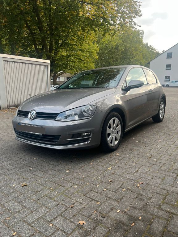 VW Golf 200.000 km 7.199 € Essen 45329