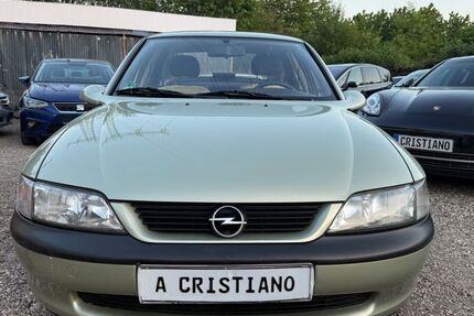 Opel Vectra 65.000 km 1.699 &euro; Köln 51107