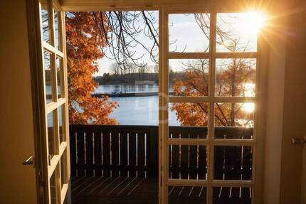 Rarität am Rhein: Wohnen in erster Reihe???? 4 zimmer